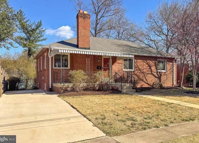 Property at 5613 5th Rd S, Arlington, VA 22204, 3 beds, 2 baths