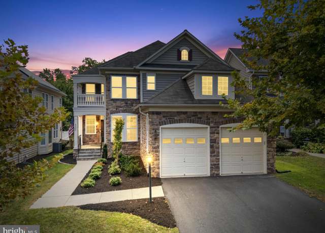 Property at 42961 Thornblade Cir, Broadlands, VA 20148, 4 beds, 4.5 baths