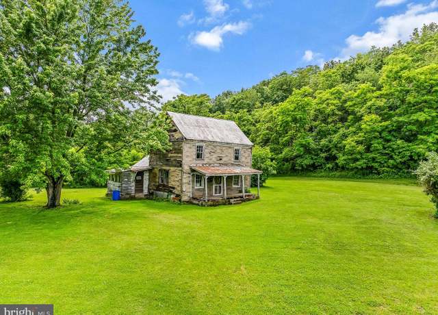 Property at 10684 Martinsburg Rd, Hedgesville, WV 25427