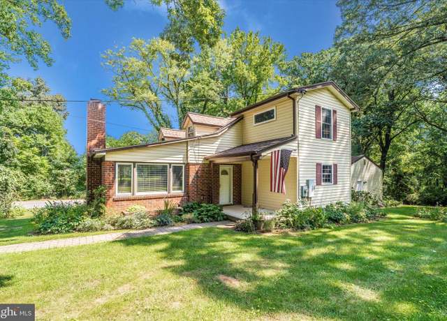 Property at 6511 High Bridge Rd, Bowie, MD 20720, 4 beds, 2 baths