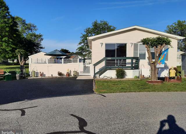 Property at 11959 E Yardarm Dr, Berlin, MD 21811, 3 beds, 1 bath