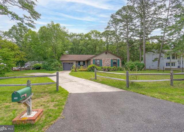 Property at 215 Hazel Blvd, Millville, NJ 08332, 3 beds, 1.5 baths
