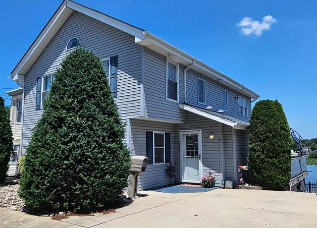Property at 55 Edgewater Ave, Westville, NJ 08093, 2 beds, 3 baths