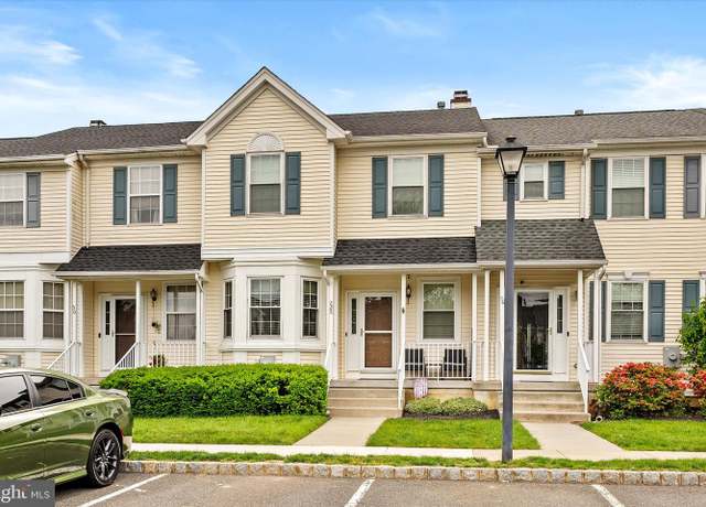 Property at 28 Amesbury Ct, Robbinsville, NJ 08691, 3 beds, 2.5 baths