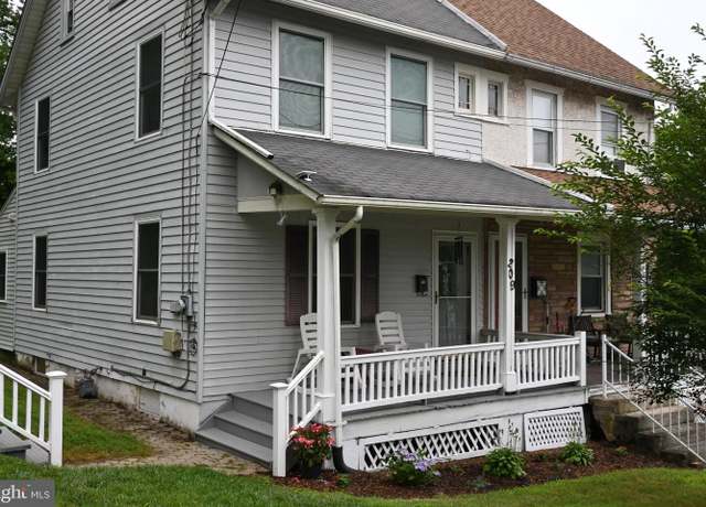 Property at 209 W Market St, Perkasie, PA 18944, 3 beds, 1.5 baths