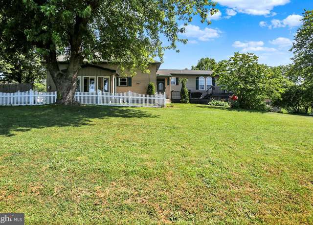 Property at 55 Groff Rd, Annville, PA 17003, 3 beds, 2 baths