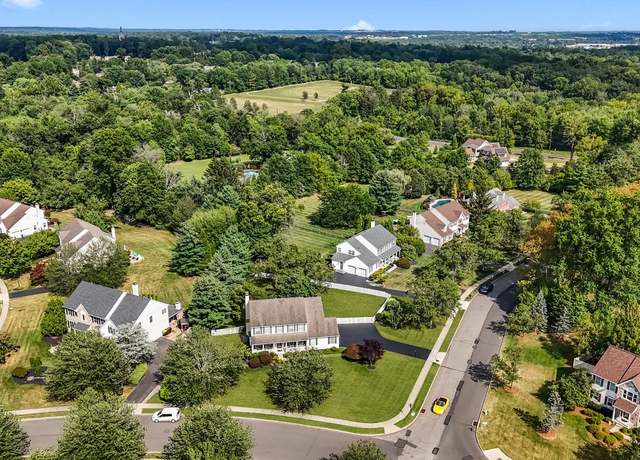 Property at 1211 Lady Violet Dr, Ambler, PA 19002, 4 beds, 2.5 baths