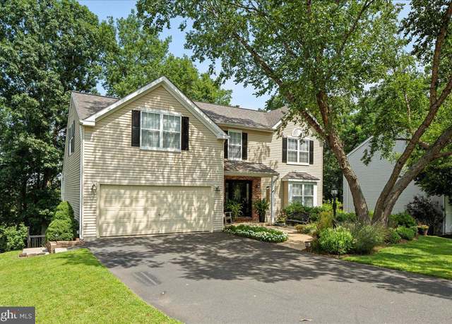 Property at 3043 Fairhill Dr, Collegeville, PA 19426, 5 beds, 3.5 baths