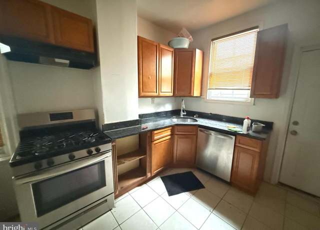 Property at 2932 N 27th St, Philadelphia, PA 19132, 3 beds, 1 bath