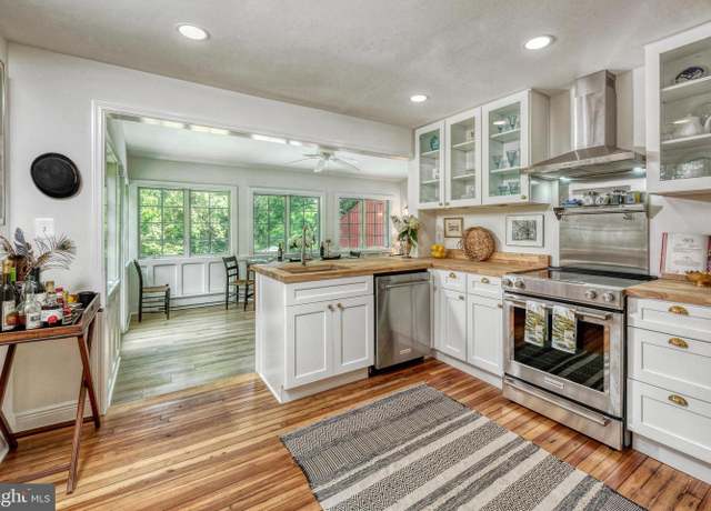Property at 9068 John S Mosby Hwy N, Upperville, VA 20184, 3 beds, 3 baths