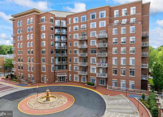 Property at 4490 Market Commons Dr #602, Fairfax, VA 22033, 2 beds, 2 baths