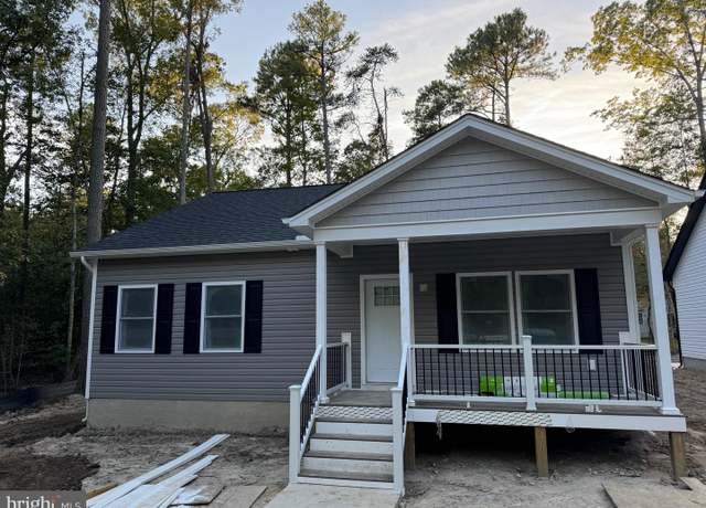 Property at 130 Poplar Rd, Colonial Beach, VA 22443, 3 beds, 2 baths