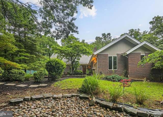 Property at 3451 Blackberry Ln, Ellicott City, MD 21042, 4 beds, 3.5 baths