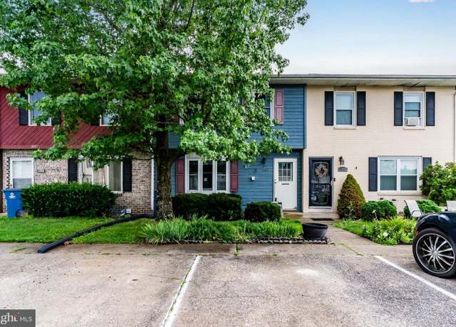 Property at 1145 Pheasant Dr N, Carlisle, PA 17013, 3 beds, 2.5 baths