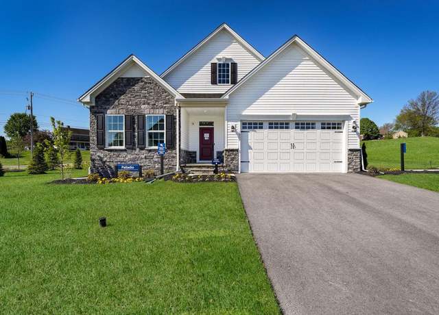Property at 1000 Gilray Dr, Downingtown, PA 19335, 3 beds, 3 baths