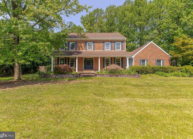 Property at 3671 Marian Dr, Garnet Valley, PA 19060, 4 beds, 2.5 baths