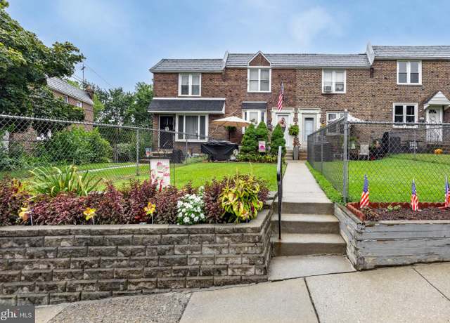 Property at 160 Westbrook Dr, Clifton Heights, PA 19018, 3 beds, 2 baths