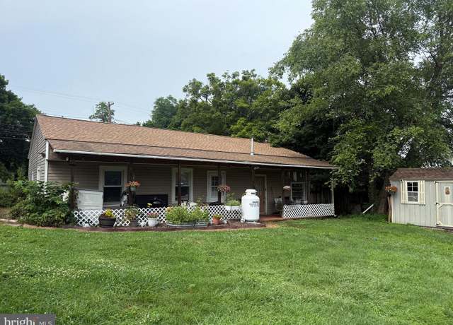 Property at 5404 Harmony Grove Rd, Dover, PA 17315, 3 beds, 1 bath