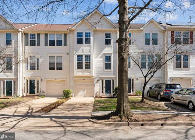 Property at 3913A Elbert Ave, Alexandria, VA 22305, 3 beds, 3.5 baths