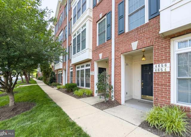 Property at 4656 unit #522 Battenburg Ln, Fairfax, VA 22030, 3 beds, 2.5 baths