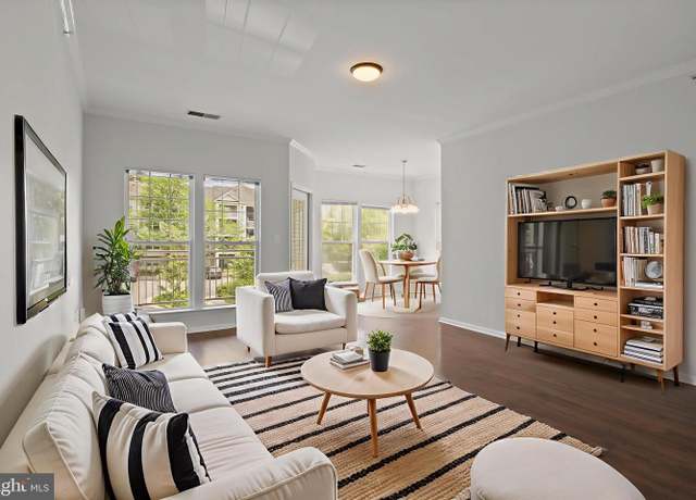 Property at 1511 N Point Dr #304, Reston, VA 20194, 2 beds, 2 baths