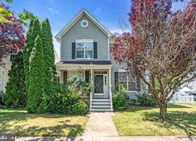 Property at 42783 Freedom St, Chantilly, VA 20152, 4 beds, 3.5 baths