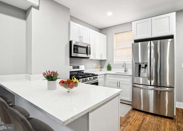 Property at 528 N Ellwood Ave, Baltimore, MD 21205, 3 beds, 1 bath