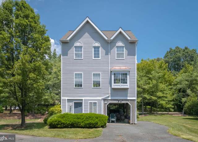 Property at 104 Sawgrass Ct, Baltimore, MD 21220, 3 beds, 2.5 baths