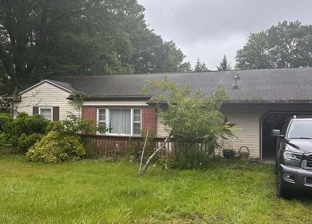 Property at 1101 Wheeling, Oakland, MD 21550, 3 beds, 2 baths