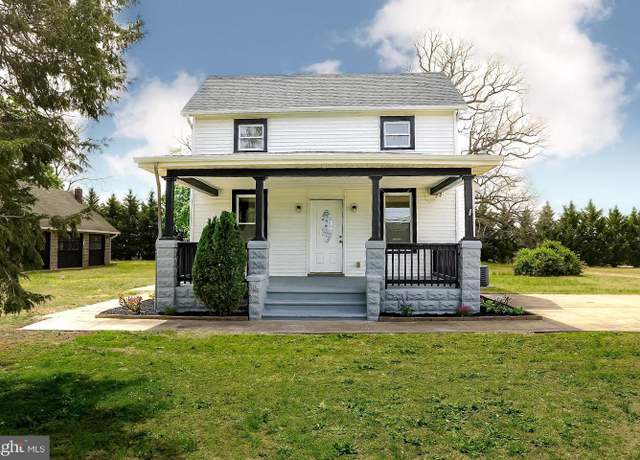 Property at 5005 Landis Ave, Vineland, NJ 08360, 3 beds, 1.5 baths