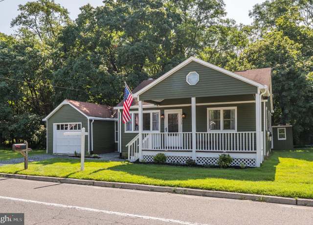 Property at 620 Main St, Lumberton, NJ 08048, 2 beds, 1 bath