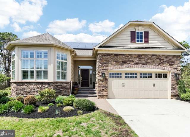 Property at 55 Remington Dr, West Berlin, NJ 08091, 2 beds, 2 baths