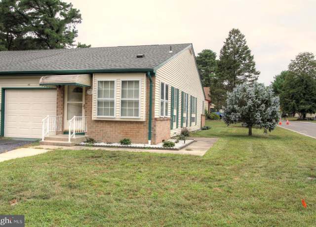 Property at 4-B Ivy St Sec 52 Unit B, Whiting, NJ 08759, 2 beds, 1 bath
