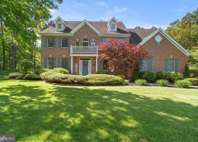 Property at 1 Saint Mary Ave, Manahawkin, NJ 08050, 5 beds, 2.5 baths