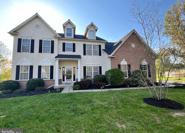 Property at 34 Cameron Ct, Exton, PA 19341, 4 beds, 2.5 baths
