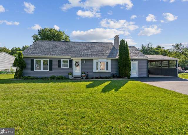 Property at 221 Park Dr, Downingtown, PA 19335, 4 beds, 2 baths