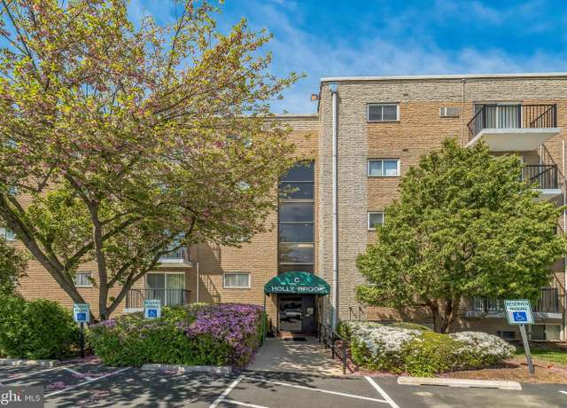 Property at 3421 West Chester Pike Unit C22, Newtown Square, PA 19073, 1 bed, 1 bath