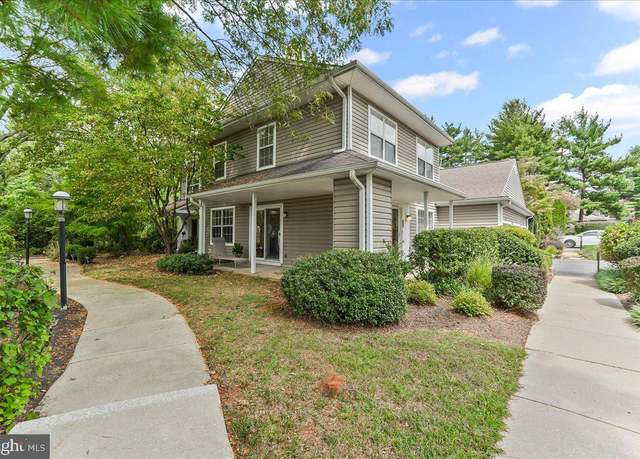 Property at 266 Stanton Ct, Glen Mills, PA 19342, 3 beds, 2.5 baths