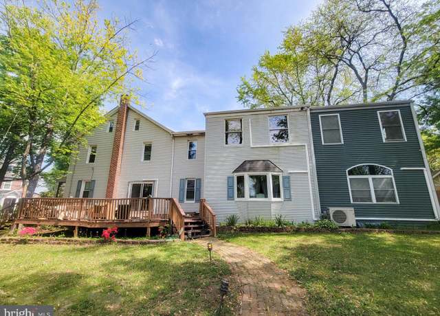 Property at 139 W Walnut St, North Wales, PA 19454, 5 beds, 1 bath