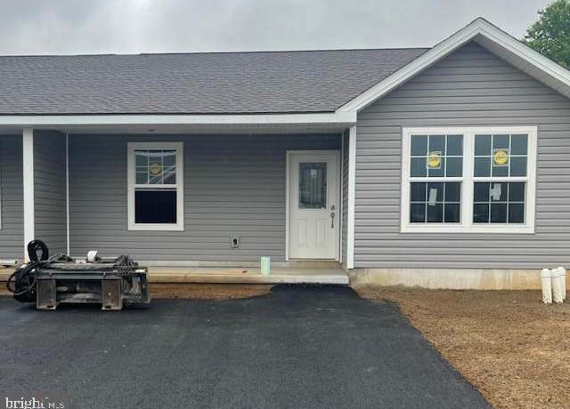Property at 90 Pacific Ave, Milroy, PA 17063, 3 beds, 2 baths