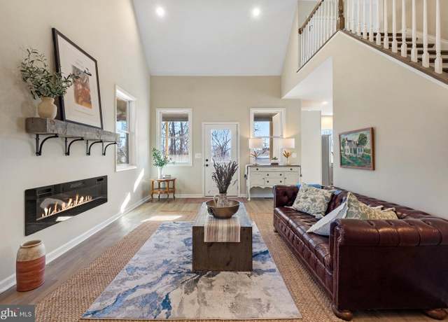 Property at 71 Arthur Burke Ln, Front Royal, VA 22630, 3 beds, 4 baths