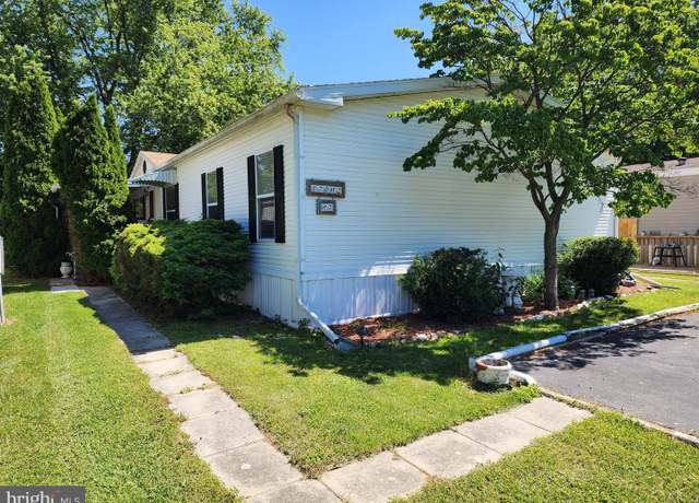 Property at 17002 Hillsdale Ct #87, Hagerstown, MD 21740, 4 beds, 2.5 baths
