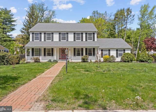 Property at 267 Linden St, Moorestown, NJ 08057, 4 beds, 2.5 baths