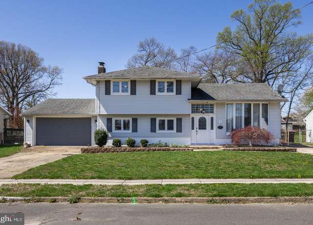Property at 35 Lillian Pl, Glendora, NJ 08029, 3 beds, 1.5 baths