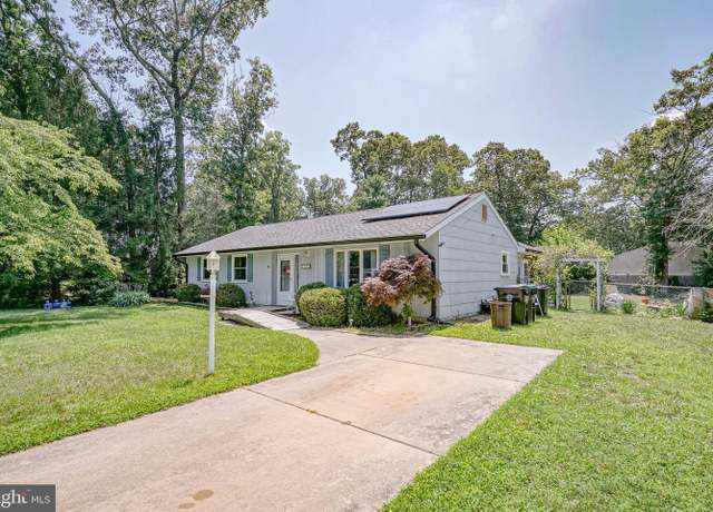 Property at 16 E Judith Dr, Hammonton, NJ 08037, 3 beds, 1 bath