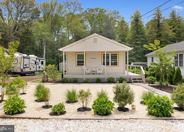 Property at 416 Baywyn Dr, Villas, NJ 08251, 3 beds, 2 baths