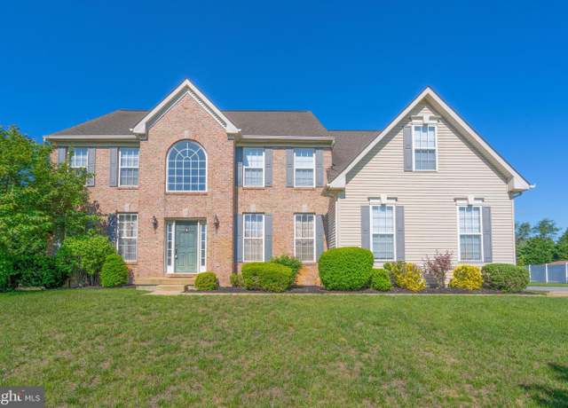Property at 14 Forrest Ct, Woolwich Twp, NJ 08085, 4 beds, 2.5 baths