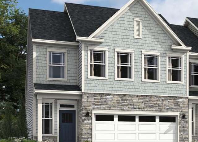 Property at 125 Grand Overlook Dr, Gettysburg, PA 17325, 3 beds, 2.5 baths
