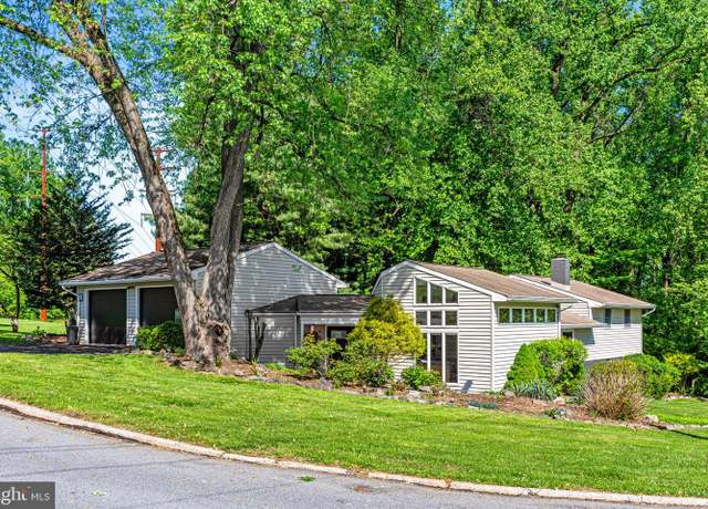 Property at 654 Waltonville Rd, Hummelstown, PA 17036, 4 beds, 2.5 baths