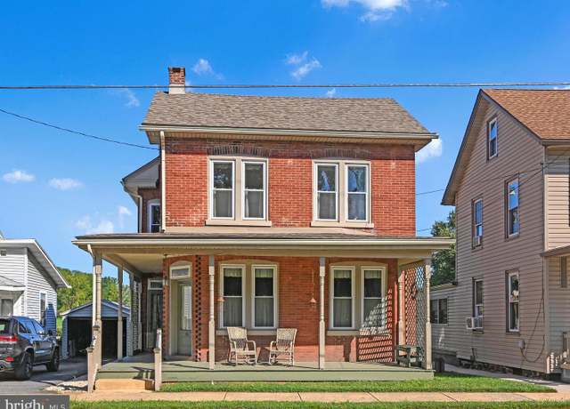 Property at 211 E Main St, Newmanstown, PA 17073, 3 beds, 1.5 baths